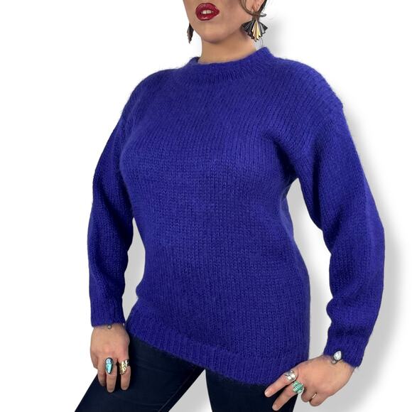 Women's Cozy Blue Sweater - Picture 6 of 16